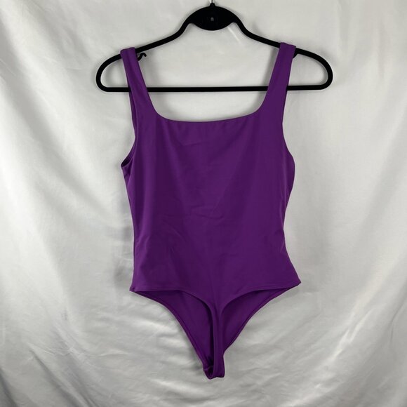Aritzia Babaton Purple Square Neck Tank Bodysuit Womens Size L - Picture 4 of 9